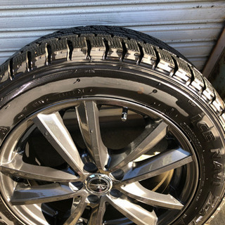 スタッドレス　極上　205 55 16 pcd100　レクサス　プリウス　インプレッサ　レガシー　