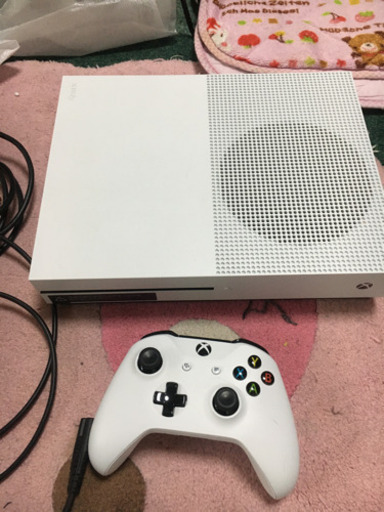 受け渡し者決定　中古　xbox one S 500GB ディスクドライブ搭載型