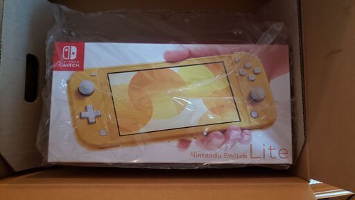 ニンテンドー スイッチライト Nintendo Switch Lite Yellow 新品未開封