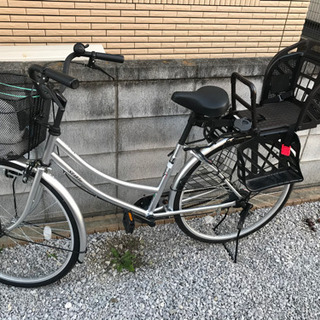 (決定)ママチャリ　26インチ　シルバー　自転車用チャイルドシート付き