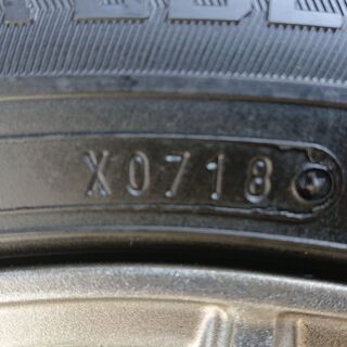 再値下げ！！ 2シーズン使用（約6ヶ月）ダンロップ　WINTER MAX X　225・50・R17