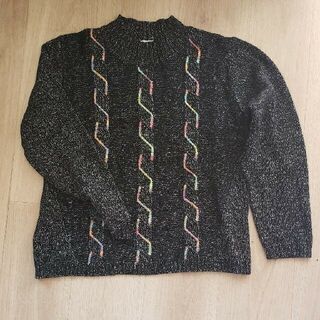 【値下げ】ケーブル編み　長袖　セーター