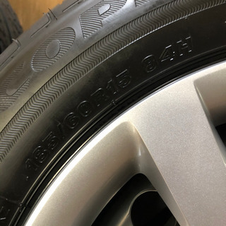 車のパーツ 新品　現行　ホンダ　フィット　純正　タイヤホイールセット　15インチ