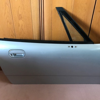車のパーツ スズキカプチーノＥＡ21R 右ドア
