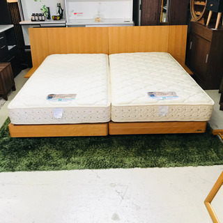 R371 IDC Otsukaマットレス & IKEA フレームワイドダブルベッド、Used R371 IDC Otsukaマットレス & IKEA フレームワイドダブルベッド、Used