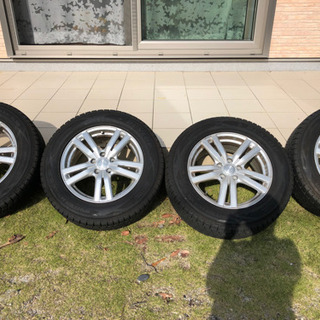 エクストレイルスタッドレスタイヤ ダンロップ17インチ