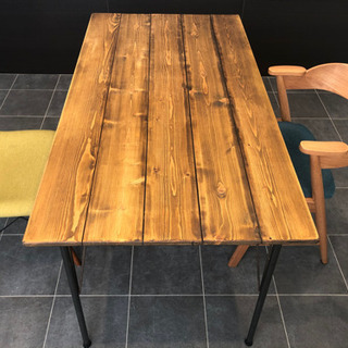 天然木のアイアン脚テーブル 天然木】ダイニングテーブル(アイアン脚)