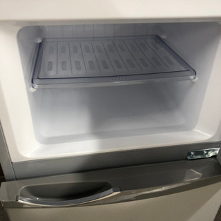 【美品】シャープ 2ドア冷凍冷蔵庫 SJ-H12W-S 118L