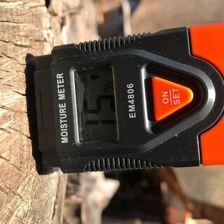 薪ストーブ 薪割済のほとんど桜と2～3本のクルミ薪 1