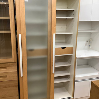 【取りに来れる方限定】2枚スライド扉の食器棚売ります！ 取りに来れる方限定】2枚スライド扉の食器棚売ります！