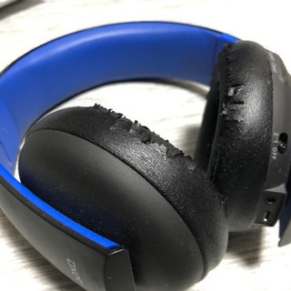 PS4 PRO 純正コントローラー二個純正ヘッドホンソフトおまけ付き