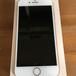 iPhone 8 Gold 256 GB au simロック解除品