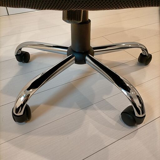 18年購入タンスのゲン G Air ハイバック オフィスチェア ロッキング メッシュ デスクチェア ブラック Mamoru Ni 緑橋の椅子 チェア の中古あげます 譲ります ジモティーで不用品の処分