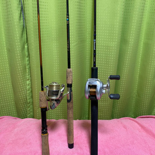 まとめ売りお買い得】ブラックバス ルアー釣竿セット おまけ付き