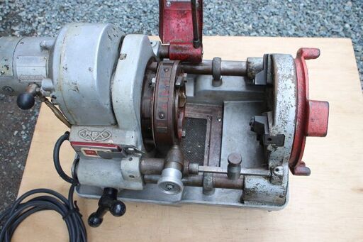 レッキス製コンジェット82電線管ネジ切マシン