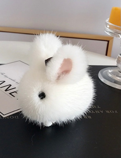 ミンクファーうさぎチャームキーホルダー エマ 高輪ゲートウェイの小物 その他 の中古 古着あげます 譲ります ジモティーで不用品の処分