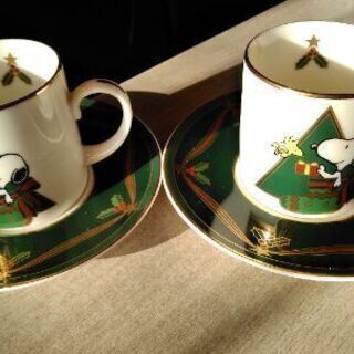 スヌーピーのクリスマス柄ペアカップ ソーサーとグラス７点セット A Yuki 垂水の食器 コーヒー ティー の中古あげます 譲ります ジモティーで不用品の処分