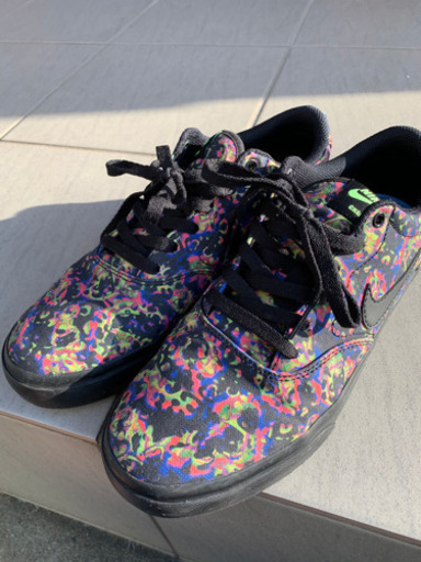 美品nike スニーカースケボーシューズ 銀狐ジュン かしわ台の靴 スニーカー の中古あげます 譲ります ジモティーで不用品の処分