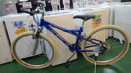 【店舗同時販売中】GT　MTB　マウンテンバイク　カラータイヤ【店頭ご来店購入限定】