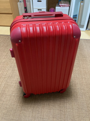 キャリーバッグ赤 Maiko1003 糟屋の家具の中古あげます 譲ります ジモティーで不用品の処分