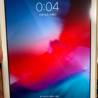 【ネット決済・配送可】iPad 第五世代　32GB  画面美品