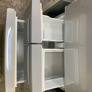 東芝・ノンフロン6ドア冷凍冷蔵庫 427ℓ スマートタッチオープンドア搭載