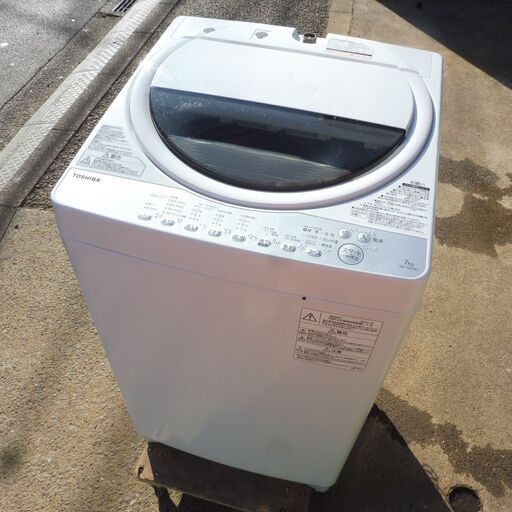 B819　東芝　全自動洗濯機　７．０KG  ２０１７年製  型番AW-7G6
