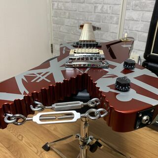 ★☆【未使用品】EVH Striped Series Shark（ストライプド・シリーズ・シャーク）☆★