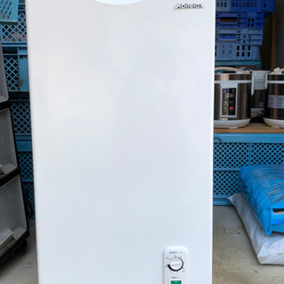 ノンフロン冷凍庫（家庭用）上開き　2016年製