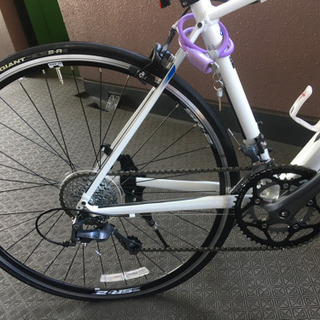 GIANT スポーツタイプ自転車