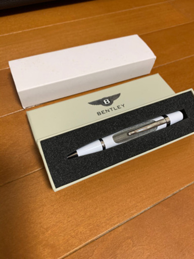 ベントレーボールペン　未使用新品