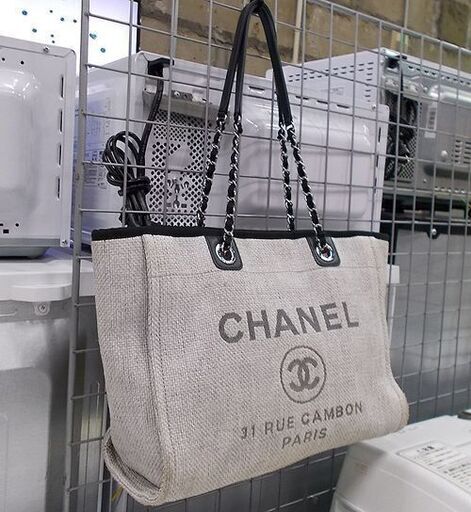シャネル ドーヴィルMM チェーンショルダー グレー系 CHANEL トート