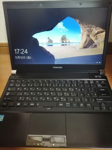 東芝 dynabook 高性能第3世代Core i5搭載 メモリ8G SSD240G CDDVD読み書き　Wifi対応 持ち運び　軽量　最新Windows10搭載