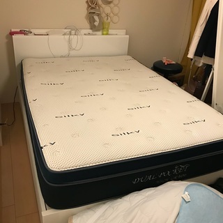 元値12万 美品】ダブルベッド（マットレス付き）引き出し、棚 