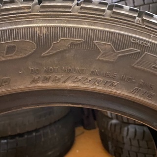 205/55r16 スタッドレス