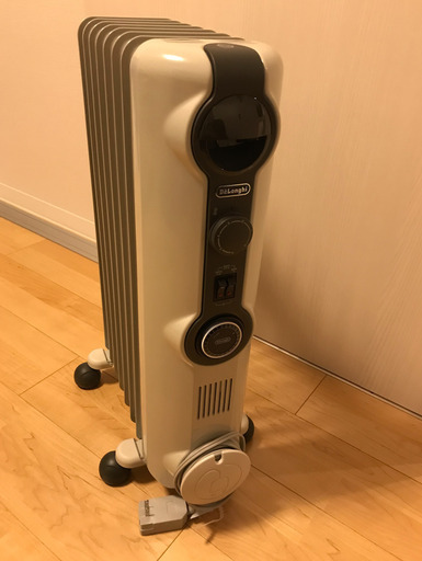 DeLonghi デロンギ　オイルヒーター HJ0812