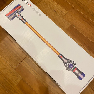 美品　ダイソン　Dyson V8 Fluffy Extra 