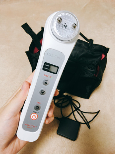 ポアフェクトライト。美顔器導入器 ポアフェクトライト