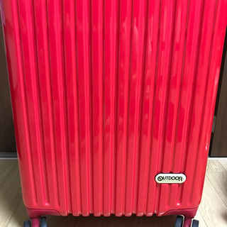 購入者決定　　赤いスーツケース