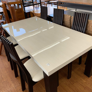 モリタインテリアのホワイト×ブラック!ダイニング7点セットです！