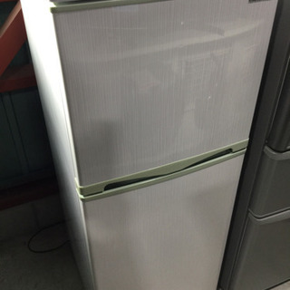 2017年製Elabitax/エラヴィタックス 138L 2ドア冷凍冷蔵庫 ER
