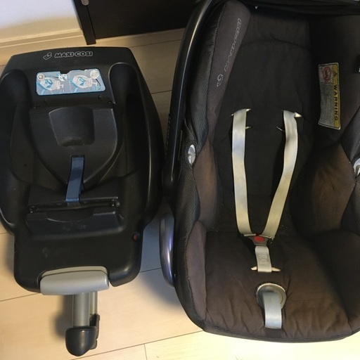 お値下げ!!マキシコシ ベビーシート+Easybaseセット