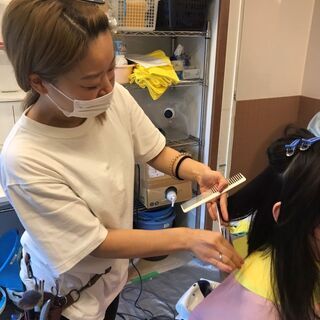 【岸和田市】 　ヘアスタジオ凛（りん）理容師　美容師　