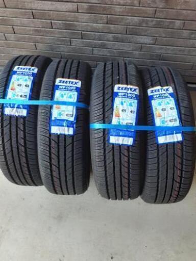 新品スタッドレスタイヤ 195/65R15 4本