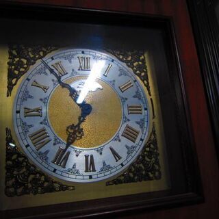 定価45万　柱時計　きっちり動きます。　9万8000円　超豪華品。
