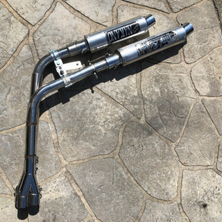 右2本だしマフラー 差し込み35 サイレンサー42.7 スネーク 右2本だしマフラー 差し込み35 サイレンサー42.7 スネーク