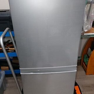 シャープ　ノンフロン冷凍冷蔵庫　ＳＪ－Ｄ１４Ｃ－Ｓ　２０１７年製！