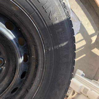 ハイエース　純正タイヤ、ホイールセット