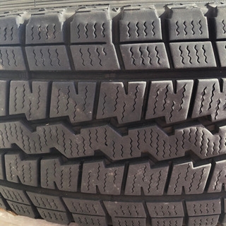 ハイエース　純正タイヤ、ホイールセット