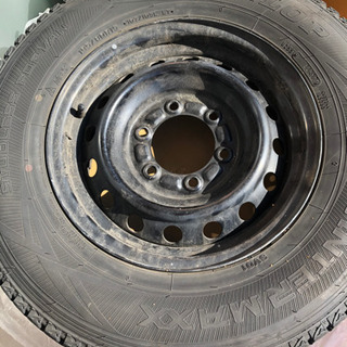 ハイエース　純正タイヤ、ホイールセット
